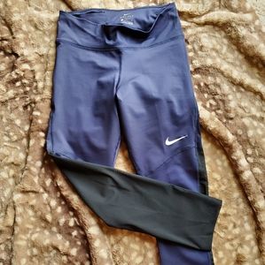 Nike dri-fit leggings, mesh detail size S